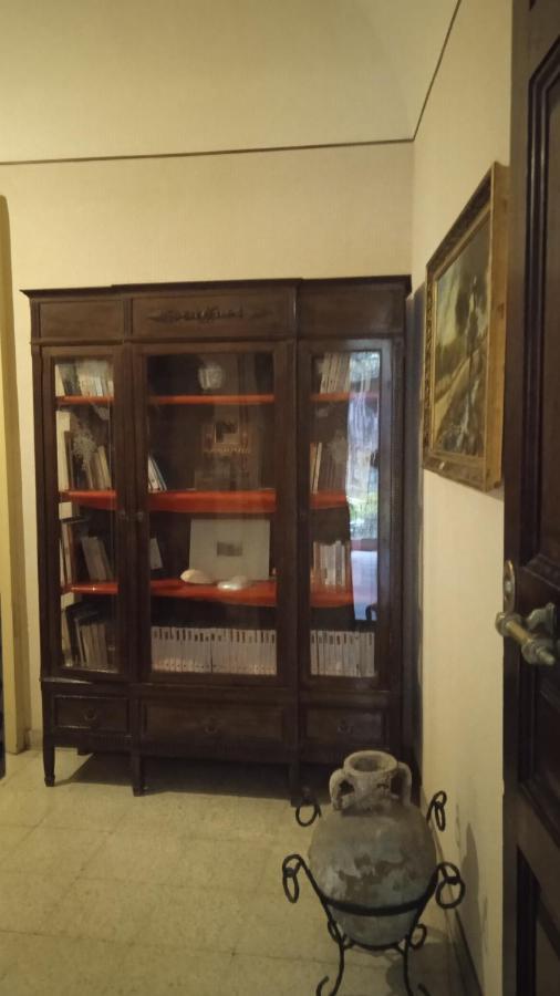 مبيت وإفطار كاتانيا Bed And Books Isabella المظهر الخارجي الصورة